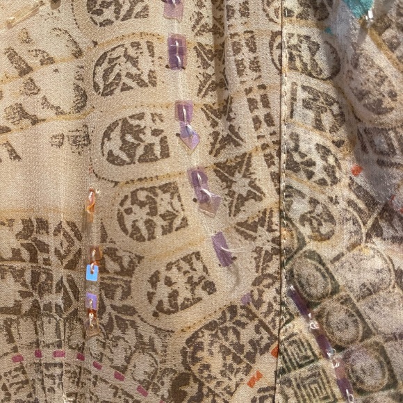 Diane Von Furstenberg romantic boho silk blouse w/ iridescent sequins Sz Small. - Picture 7 of 13